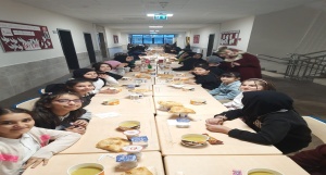 5-6 kız sınıflarımızın iftar yemeği